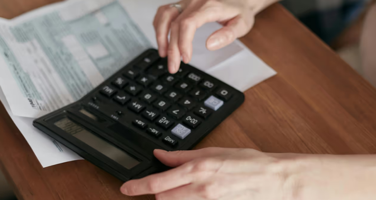 Single Mother Falls into Debt Trap Due to Improper Loans