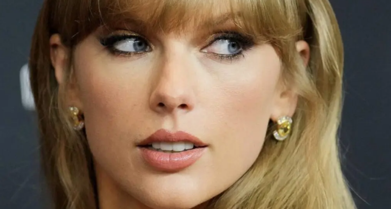 4 times Taylor Swift skipped makeup and looked stunning