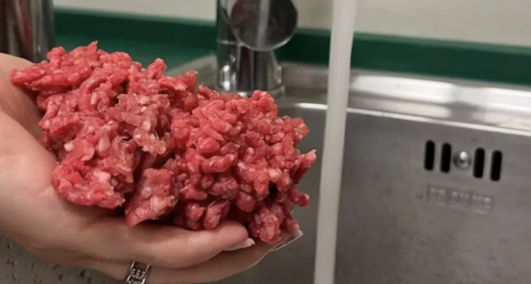 Should You Rinse Ground Beef?