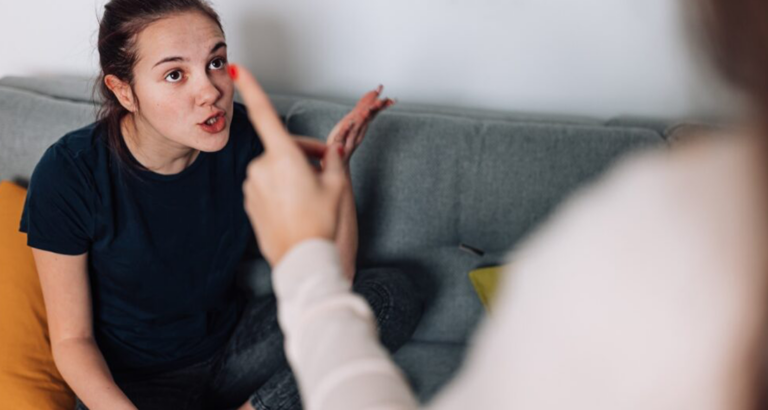 Teen daughter disowns mother in favor of cheating dad – years later she comes back begging