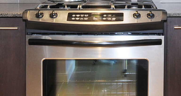 Most People Misunderstand This: What Is the Real Intent of the Drawer Beneath the Stove?