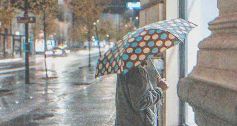 Restaurant Manager Kicks Out Old Lady Asking for Shelter, Next Day Sees Her Sitting with Owner – Story of the Day