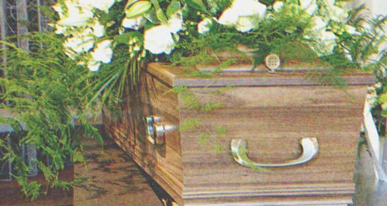 At Her Husband’s Funeral, Woman Leans to Kiss Him for the Last Time and Sees Him Blinking — Story of the Day