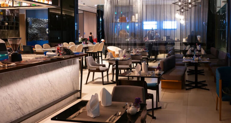 Entitled Guest Demanded a Free Table at ‘Her Friend’s’ Restaurant — Too Bad I Was the Owner