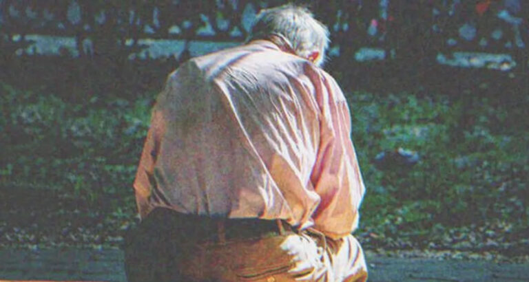 Man Who Left His Wife of 47 Years Begs on His Knees for Her Forgiveness Months Later — Story of the Day