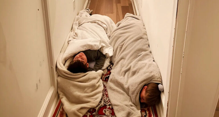 I Came Home to Find My Kids Sleeping in the Hallway — What My Husband Turned Their Bedroom into While I Was Away Made Me Feral