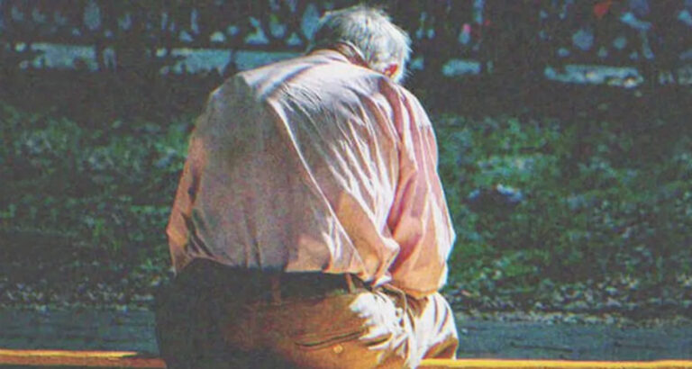 Man Who Left His Wife of 47 Years Begs on His Knees for Her Forgiveness Months Later — Story of the Day