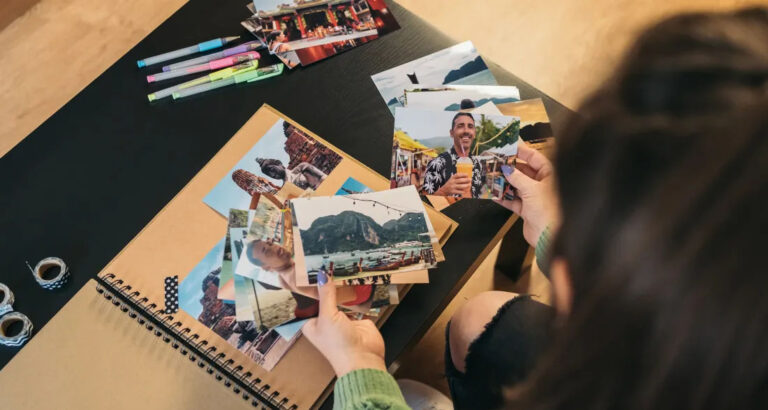 My Fiancé Mocked the Gift I Gave Him in Front of His Friends – He Didn’t See What Was Coming Next