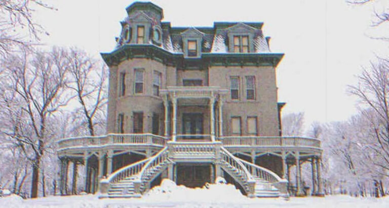 Old Millionaire Leaves $5.3M Mansion, Neither His Daughter nor Wife Inherits It — Story of the Day