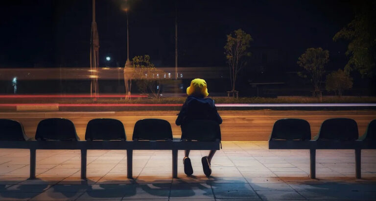 I Decided to Help a Little Boy at the Bus Stop Look for His Mom, but the Truth About Her Made My Blood Run Cold – Story of the Day