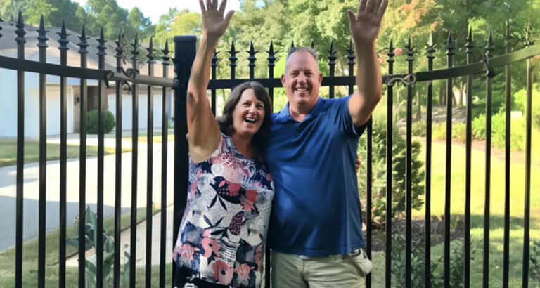 My House’s Previous Owner Left Me a Warning Note about Our Neighbors – I Couldn’t Believe It until One Day