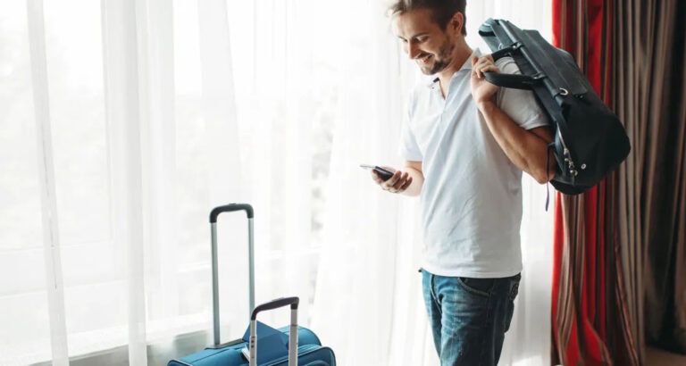 Every Thanksgiving, My Fiancé ‘Traveled for Work’ – This Year, I Discovered the Terrible Truth