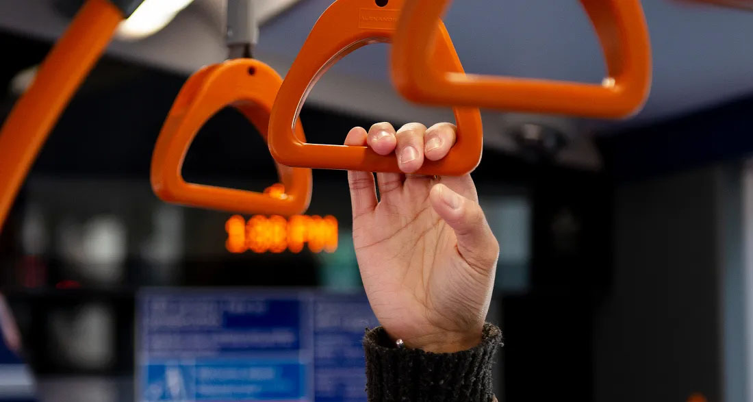 I Paid for an Old Man’s Bus Fare Because He’d Forgotten His Wallet—Next Day, Both Our Lives Changed in a Way We Never Imagined