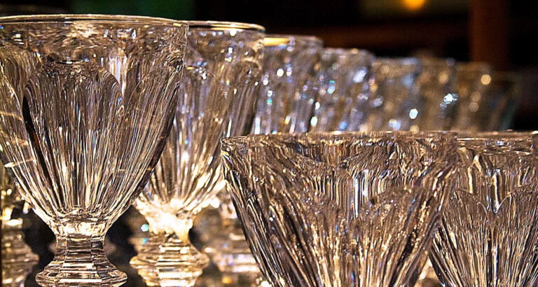 My Stepmom Smashed My Late Mom’s Treasured Crystal Set to Pieces – She Had No Idea She Was the One Being Tricked