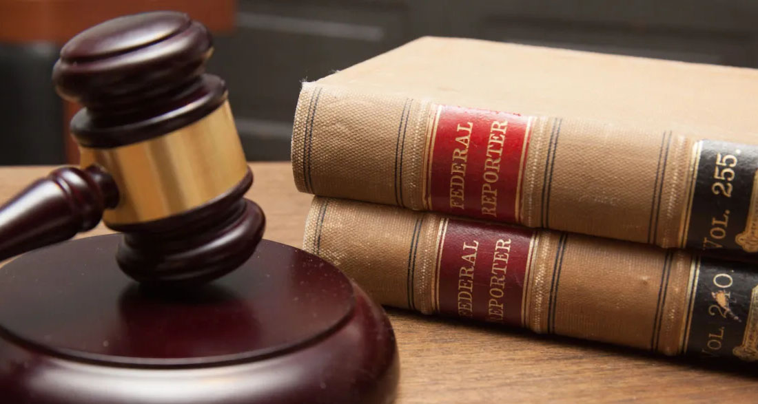 When an 82-Year-Old Veteran Stood Trembling Before Me, I Had to Decide: Punish Him or Break Every Rule in the Book – My Verdict Left Him in Tears