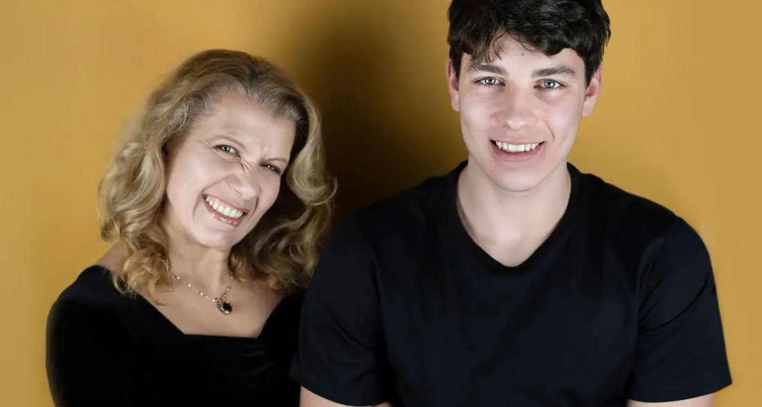 I Took My Mom to Prom Because She Missed Hers Raising Me – My Stepsister Humiliated Her, so I Gave Her a Lesson She’ll Remember Forever