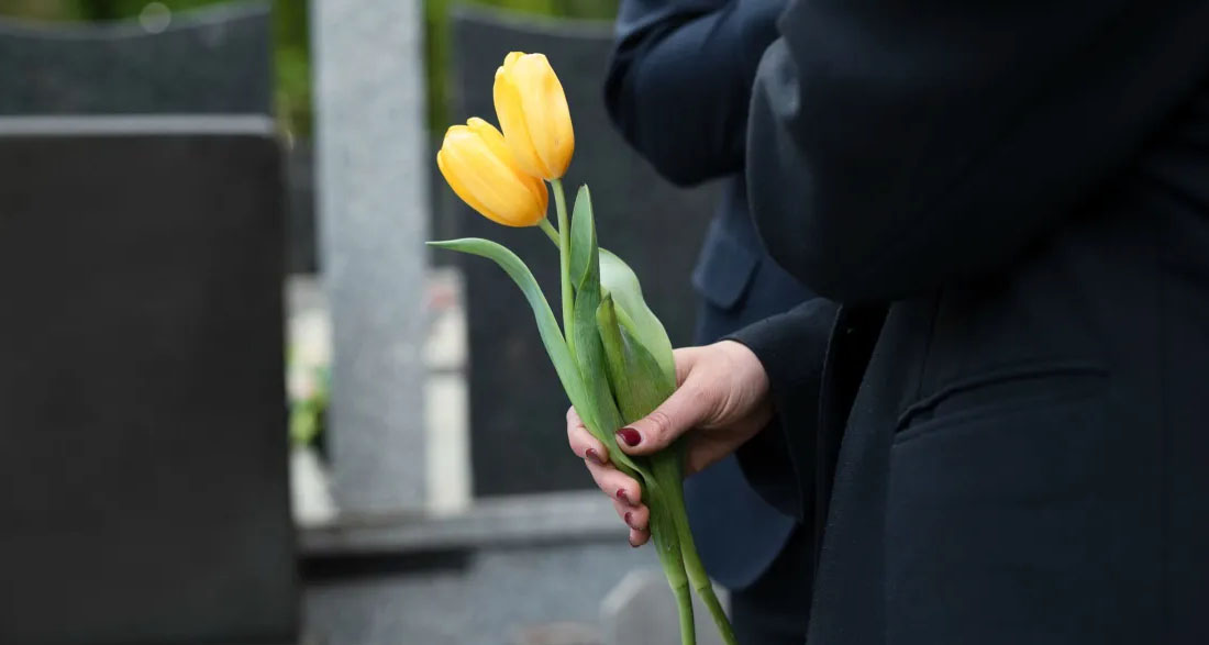 My Husband and I Divorced After 36 Years – at His Funeral, His Dad Had Too Much to Drink and Said, ‘You Don’t Even Know What He Did for You, Do You?’