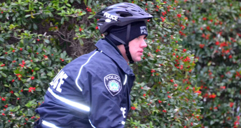 My Little Neighbor Didn’t Let Anyone Into His Home Until a Police Officer Arrived and Stepped Inside