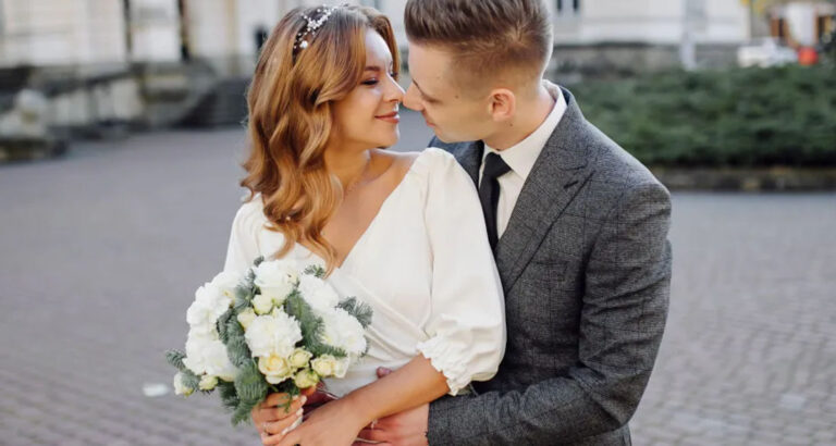 I Posted My Wedding Photos on Facebook for the First Time – the Next Day, a Stranger Messaged Me: ‘Run from Him!’