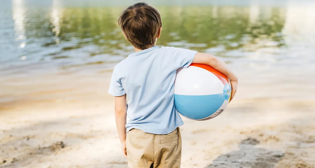 Devastated After Burying My Wife, I Took My Son on Vacation – My Blood Ran Cold When He Said, ‘Dad, Look, Mom’s Back!’