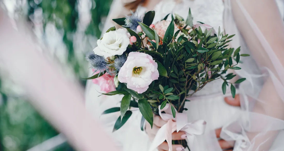 I Married the Girl Who Teased My Braces and Made My Life Miserable in High School – Her Sudden Announcement at the Altar Made My Mother Collapse