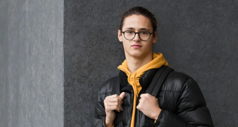 I Saw a Homeless Man Wearing My Missing Son’s Jacket – I Followed Him to an Abandoned House, and What I Found Inside Made Me Nearly Collapse