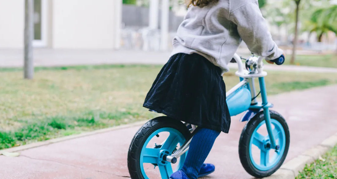 My Ex Refused to Help Pay for Our 5-Year-Old Daughter’s Surgery but Bought Himself a New Car Instead — So I Made One Phone Call He Never Saw Coming