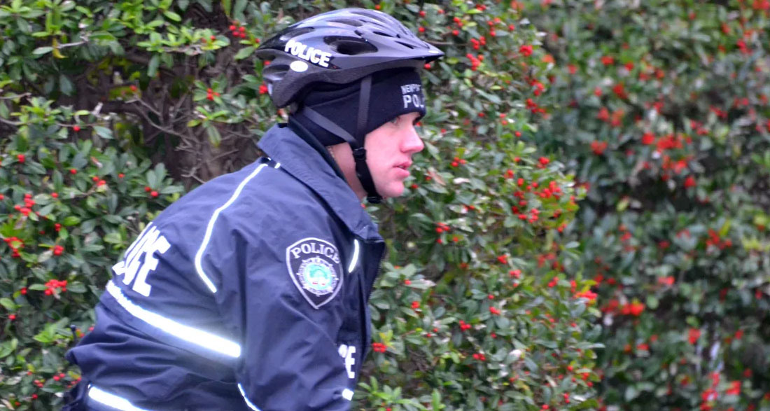 My Little Neighbor Didn’t Let Anyone Into His Home Until a Police Officer Arrived and Stepped Inside