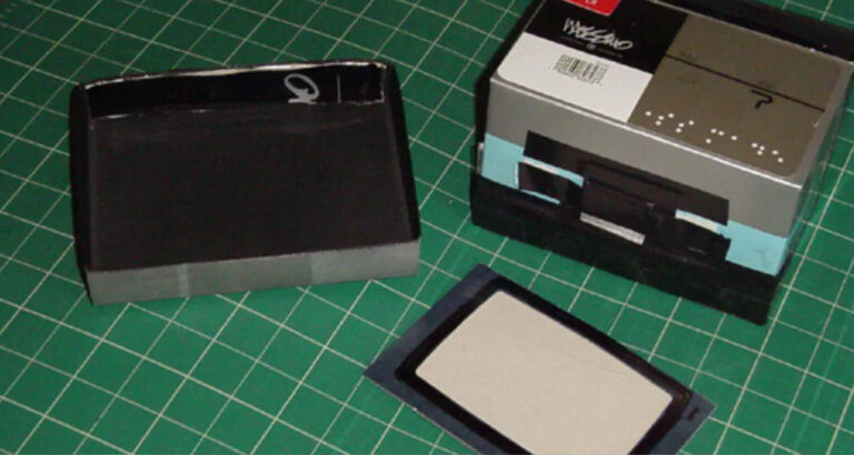 My Sister Took Our Father’s $500,000 Inheritance and Left Me a Dusty Shoebox – But Karma Struck Her the Moment She Saw What Was Inside